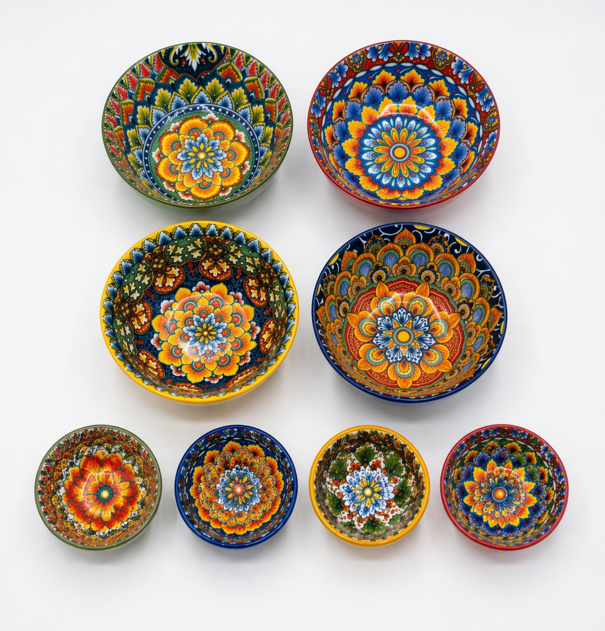 Set 8 Ciotole in Ceramica Decorata – Colori e Tradizione a Tavola