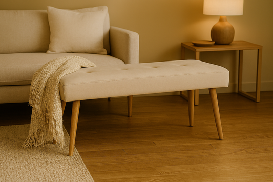 Panca in velluto con gambe in legno